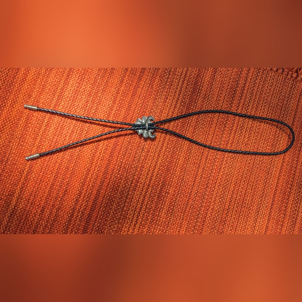 Vintage Metal Bolo Tie//Bull//Red+Turquoise like stones - Picture 4 of 8